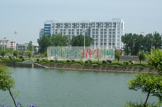 漯河醫(yī)學高等?？茖W校
