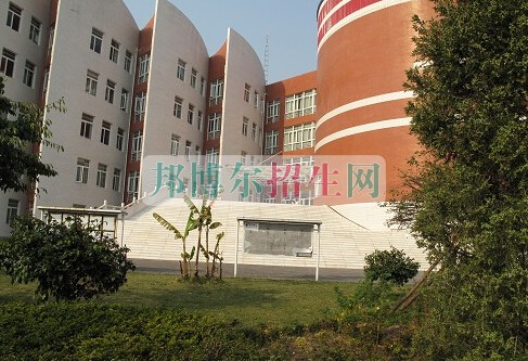 保山中醫(yī)藥高等?？茖W(xué)校