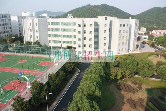 長(zhǎng)沙南方職業(yè)學(xué)院是幾專(zhuān)