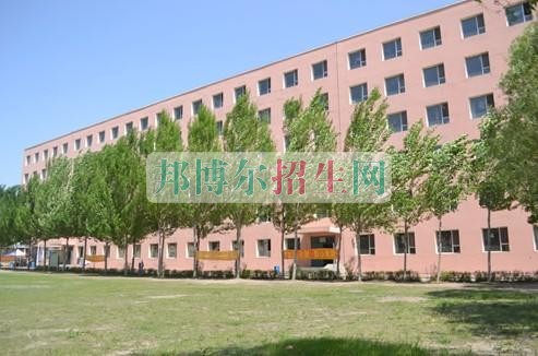 哪個計(jì)算機(jī)多媒體技術(shù)學(xué)校最好