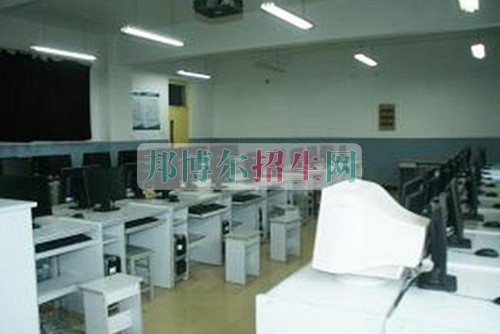 高中沒畢業(yè)可以學計算機網(wǎng)絡(luò)技術(shù)嗎