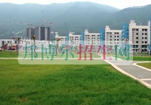 成都比較好的應用電子技術(shù)大專院校