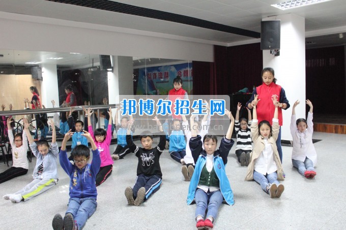 川南幼兒師范高等?？茖W(xué)校先進組織