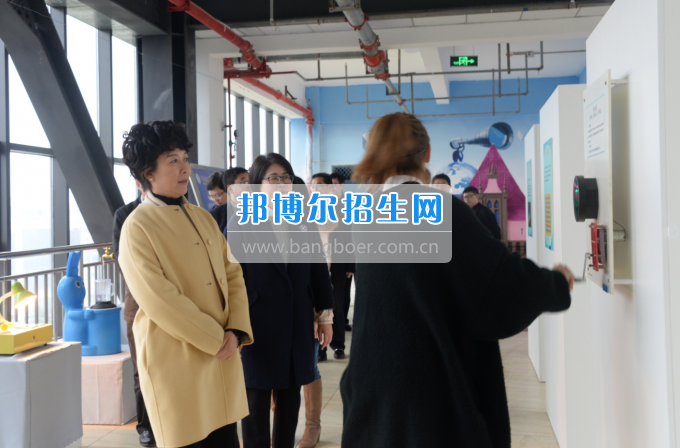 市委常委、宣傳部長(zhǎng)潘梅到川南幼兒師范高等專(zhuān)科學(xué)校調(diào)研思想政治工作