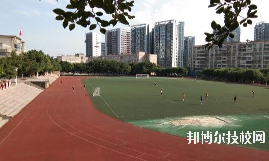 重慶渝北職業(yè)教育中心2020年報(bào)名條件、招生要求、招生對(duì)象