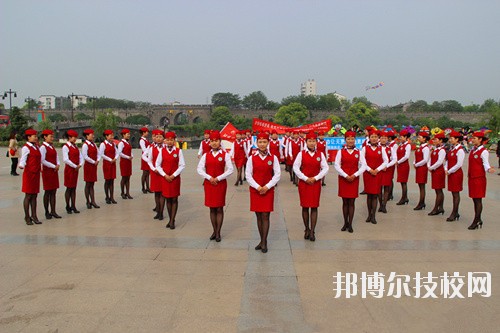 成都新運(yùn)職業(yè)學(xué)校2020年報名條件、招生要求、招生對象