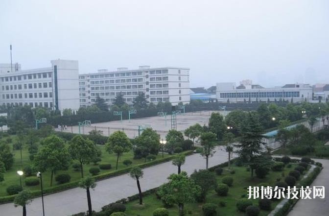 浙江工業(yè)職業(yè)技術(shù)學(xué)院怎么樣、好不好