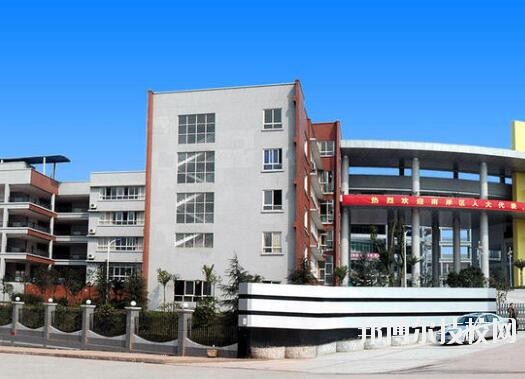 重慶龍門浩職業(yè)中學校怎么樣、好不好