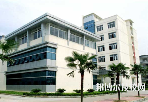 江西化學(xué)工業(yè)高級技工學(xué)校2020年報名條件、招生要求、招生對象
