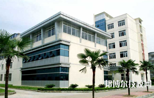 江西化學(xué)工業(yè)技工學(xué)校怎么樣、好不好