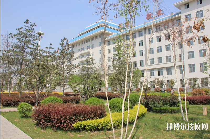 渭南工業(yè)學校網站網址