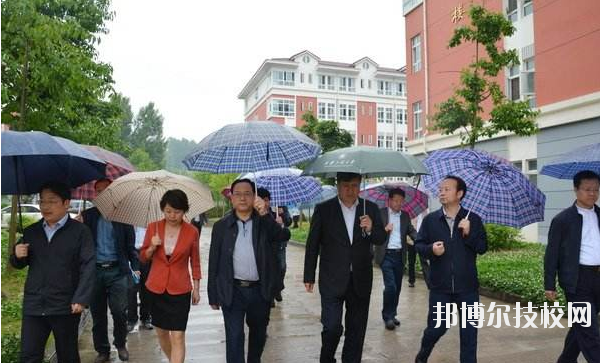 寧強(qiáng)縣職業(yè)高級中學(xué)2020年報(bào)名條件、招生要求、招生對象
