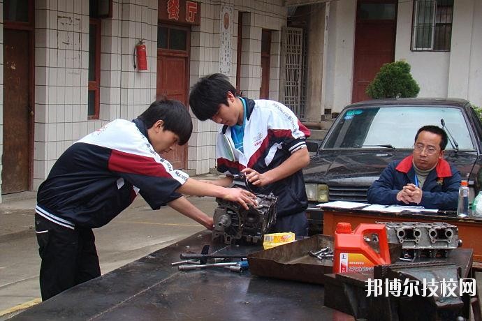 石阡中等職業(yè)學校怎么樣、好不好