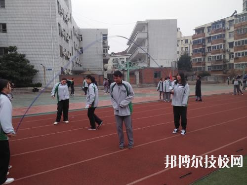 西安市商貿旅游成人中等專業(yè)學校2020年報名條件、招生要求、招生對象