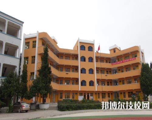 貴定中等職業(yè)技術(shù)學(xué)校2020年報(bào)名條件、招生要求、招生對(duì)象
