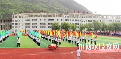 宕昌職業(yè)中等專業(yè)學(xué)校2020年報名條件、招生要求、招生對象