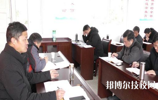 臨安市中等職業(yè)技術(shù)學(xué)校2020年報(bào)名條件、招生要求、招生對(duì)象