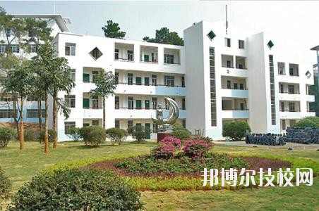 江西于都職業(yè)中等專業(yè)學(xué)校怎么樣、好不好