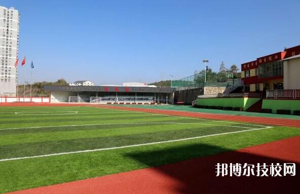 貴州科技學(xué)校2020年報(bào)名條件、招生要求、招生對(duì)象