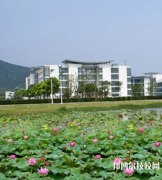 蘇州建設交通高等職業(yè)技術學校怎么樣、好不好