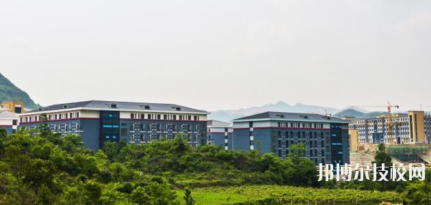 貴州經(jīng)貿(mào)職業(yè)學(xué)校2020年報(bào)名條件、招生要求、招生對(duì)象