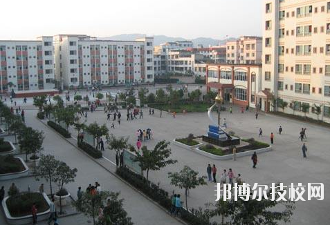 重慶企業(yè)管理學(xué)校2020年報(bào)名條件、招生要求、招生對(duì)象