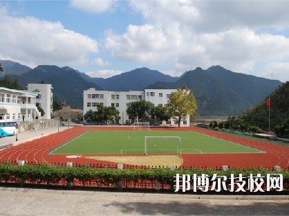寧波四明職業(yè)高級中學(xué)2020年報名條件、招生要求、招生對象