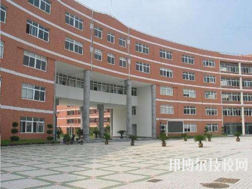 贛州第一職業(yè)技術(shù)學(xué)校2020年報名條件、招生要求、招生對象