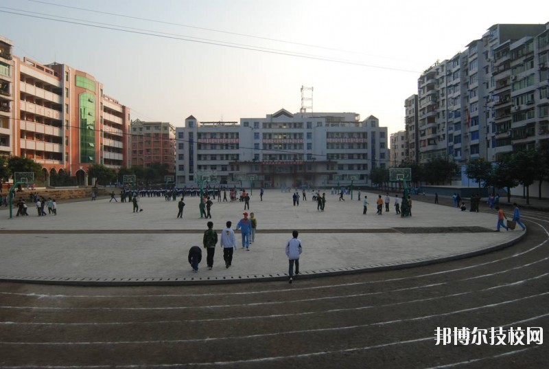 四川省鄰水縣興仁職業(yè)中學(xué)2020年報(bào)名條件、招生要求、招生對(duì)象