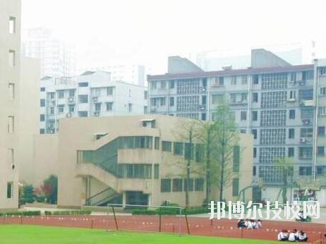 杭州人民職業(yè)學校2020年報名條件、招生要求、招生對象