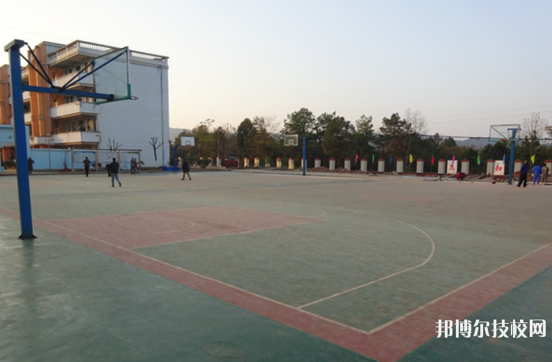 泰和中等專業(yè)學(xué)校2020年報名條件、招生要求、招生對象 