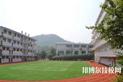 水城職業(yè)技術(shù)學(xué)校2020年報名條件、招生要求、招生對象