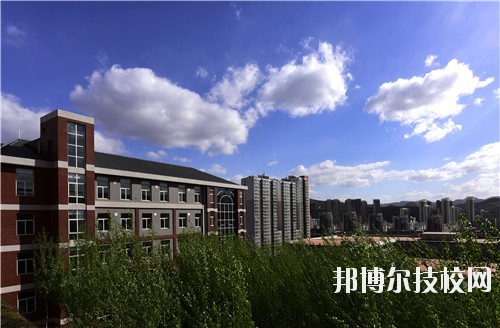承德護理職業(yè)學院網站網址