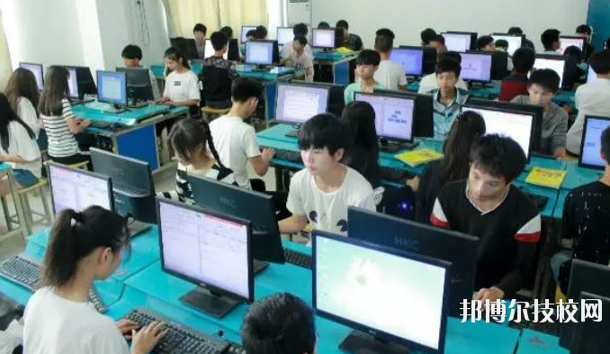 信豐中等專業(yè)學(xué)校怎么樣、好不好
