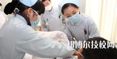 定西衛(wèi)生學(xué)校2020年報(bào)名條件、招生要求、招生對象