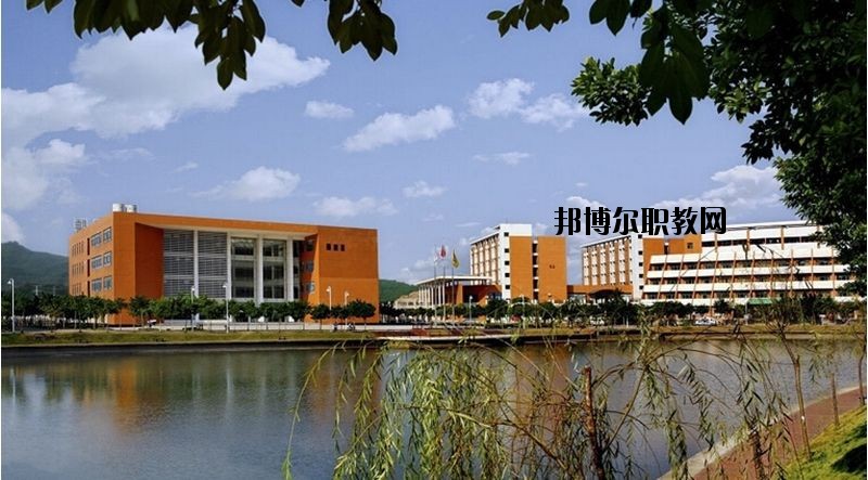 仙桃新亞電腦中等職業(yè)學(xué)校2020年報名條件、招生要求、招生對象