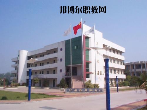 昭陽區(qū)高級職業(yè)中學2020年報名條件、招生要求、招生對象
