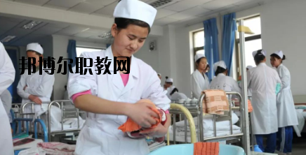 慶陽(yáng)衛(wèi)生學(xué)校2020年報(bào)名條件、招生要求、招生對(duì)象