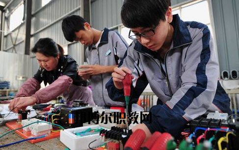 浙江商業(yè)技師學(xué)院報(bào)名條件2020年報(bào)名條件、招生要求、招生對(duì)象