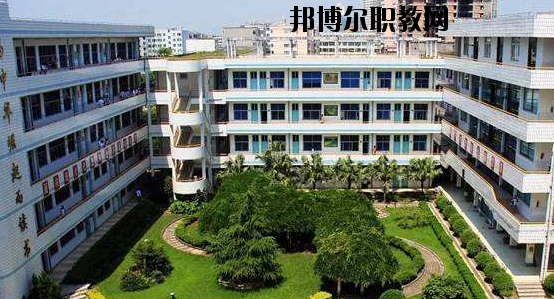 龍港第二職業(yè)學校怎么樣，好不好