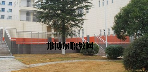 浦北第一職業(yè)技術(shù)學(xué)校2020年報名條件、招生要求、招生對象