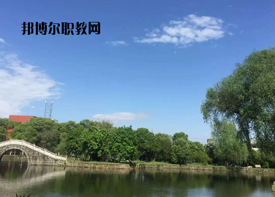 南昌保險(xiǎn)學(xué)校怎么樣、好不好