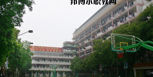 廣西商貿(mào)高級技工學(xué)校2020年報名條件、招生要求、招生對象