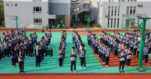 安吉職業(yè)技術(shù)學校2020年報名條件、招生要求、招生對象