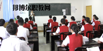 甘肅東方航空高鐵學(xué)校2020年報名條件、招生要求、招生對象