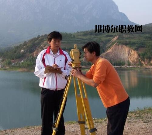 鄭州測(cè)繪學(xué)校2021年報(bào)名條件、招生對(duì)象