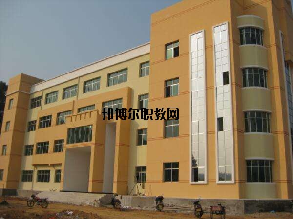上猶職業(yè)中等專業(yè)學(xué)校2020年報(bào)名條件、招生要求、招生對(duì)象