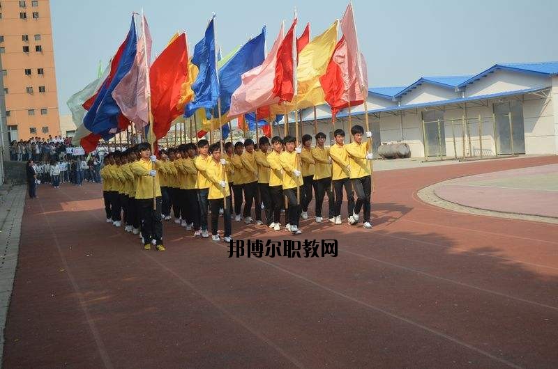 江西化學(xué)工業(yè)學(xué)校2020年報(bào)名條件、招生要求、招生對象 