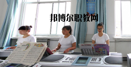 武威勞動服務(wù)技工學(xué)校2020年報名條件、招生要求、招生對象