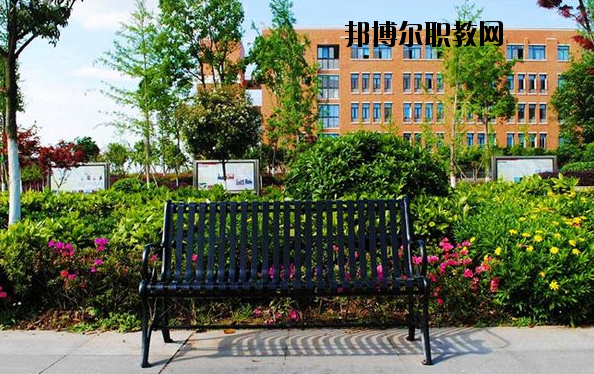 渭南興華職業(yè)學校2020年報名條件、招生要求、招生對象 